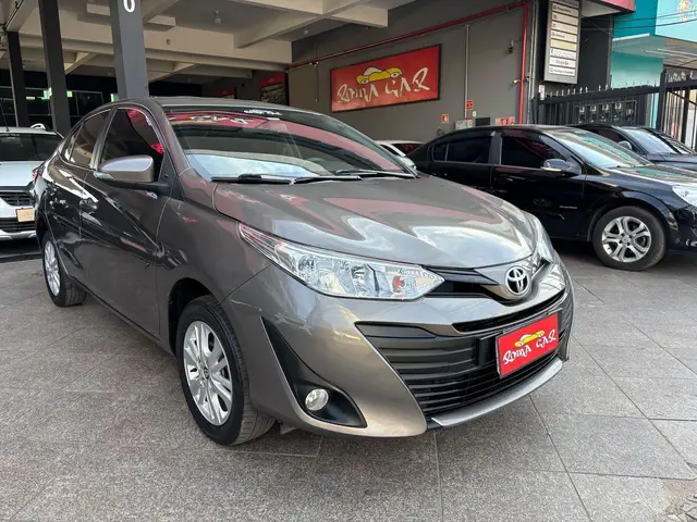 Carro Toyota Yaris Sedan 2019 1.5 XL (Flex)