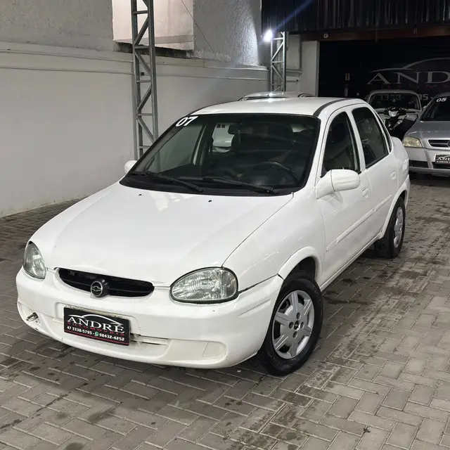 Carro Chevrolet Classic 2007 Corsa Sedan  Life 1.0 (Flex)