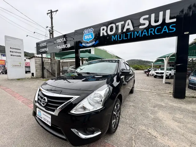 Carro Nissan Versa 2017 1.6 16V SL FlexStart CVT (Flex)