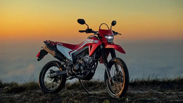 Moto Honda XR 300L 2025 Tornado
