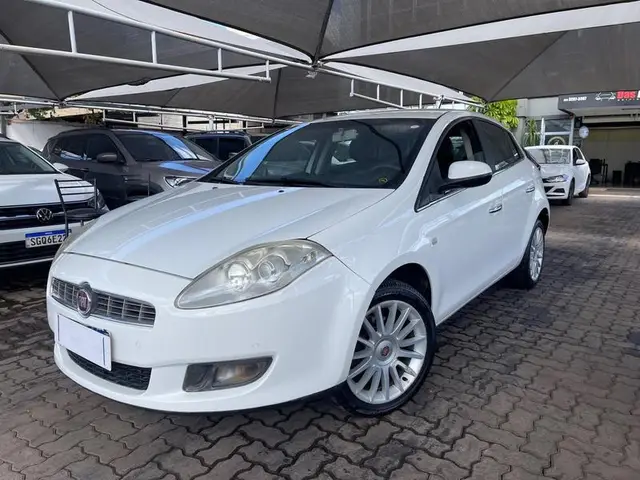 Carro Fiat Bravo 2013 Absolute 1.8 16V (Flex)