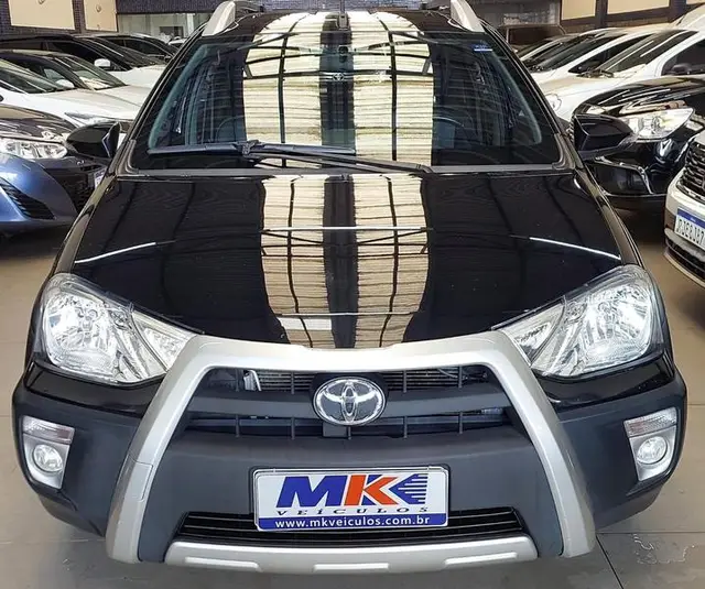 Carro Toyota Etios 2018 Cross 1.5 (Aut) (Flex)