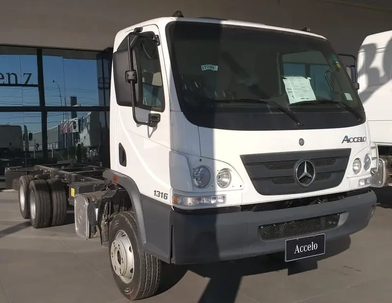 Mercedes-Benz Accelo 1316/46 6X2ES
