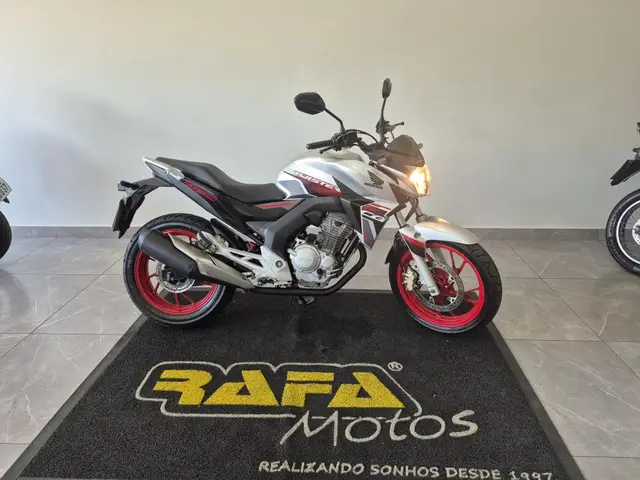 Moto Honda CB 250F Twister 2021 (CBS)