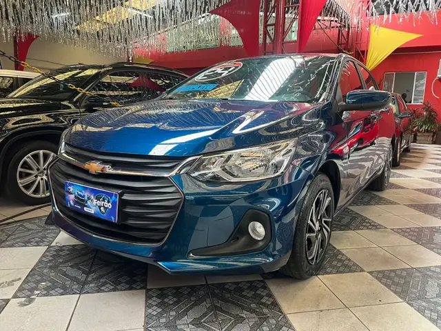 Carro Chevrolet Onix Plus 2024 LT 1.0