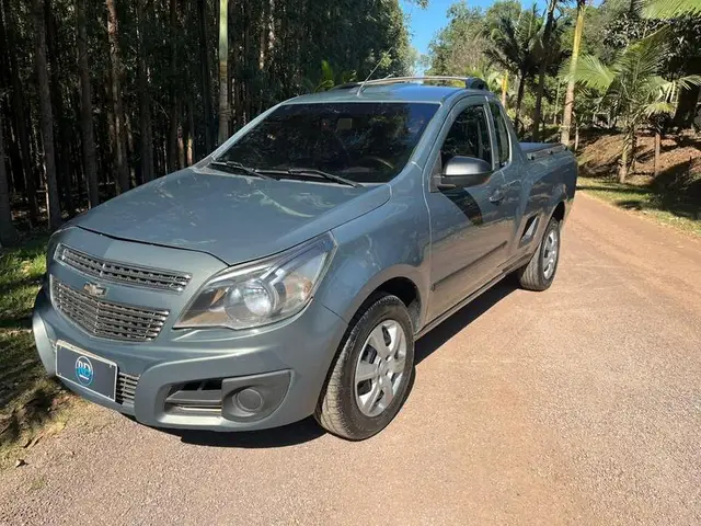 Carro Chevrolet Montana Combo 2013 LS 1.4 (Flex)