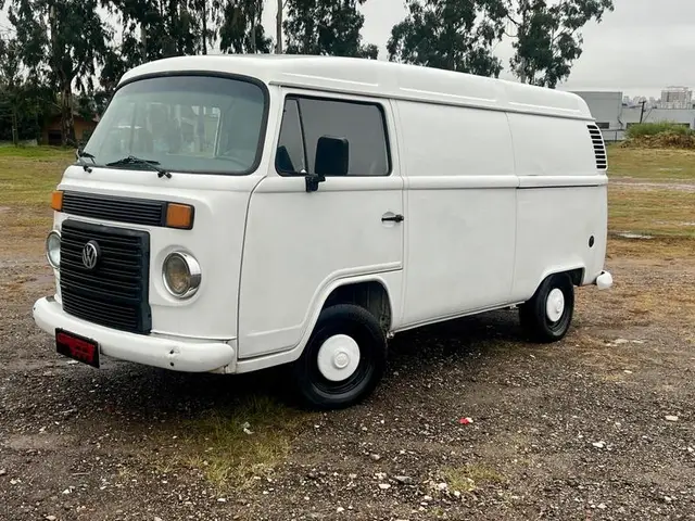 Carro Volkswagen Kombi Furgão 2013 Kombi Furgao 1.4 (Flex)