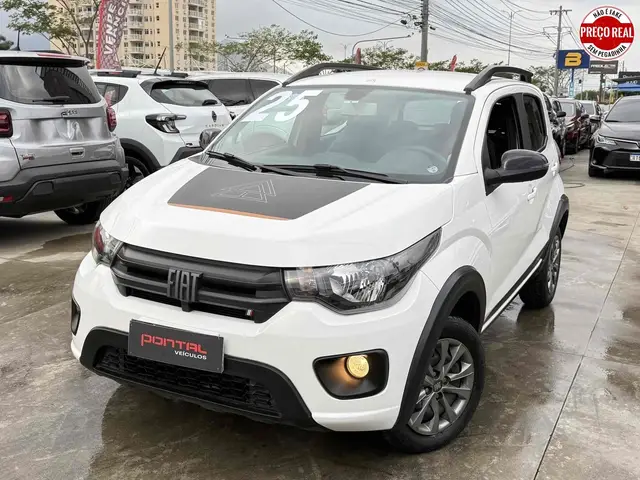 Carro Fiat Mobi 2025 Trekking 1.0