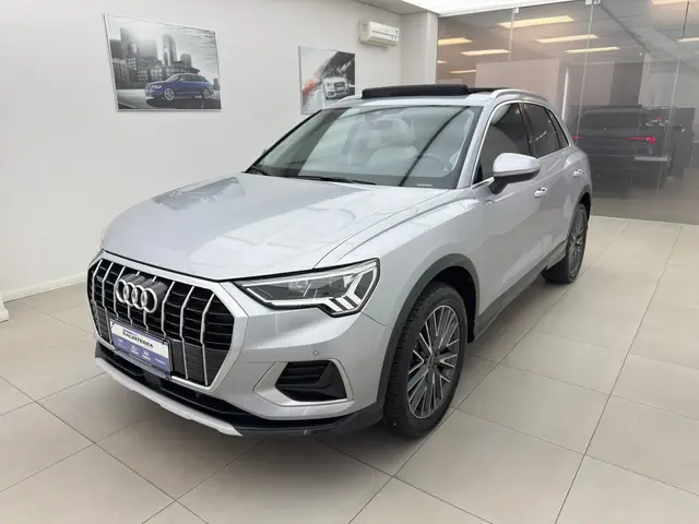 Carro Audi Q3 2024 Performance 2.0 TFSI Tiptr. Quattro