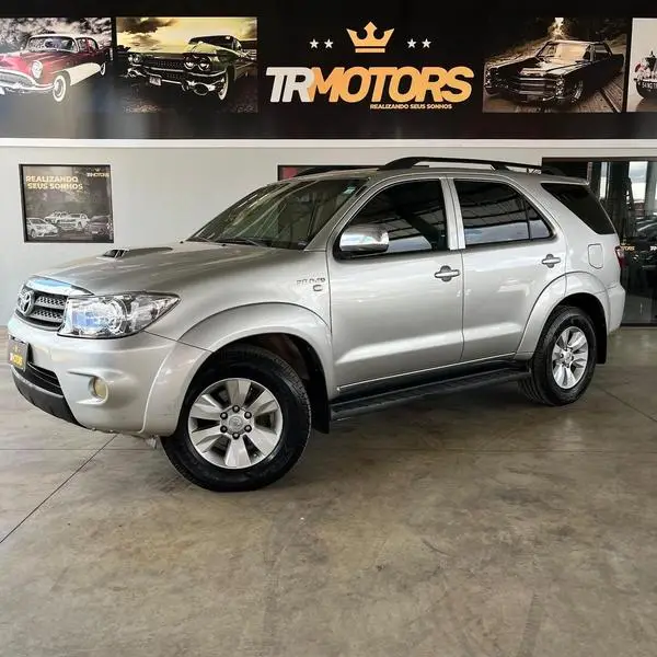 Carro Toyota Hilux SW4 2011 SRV 4x4 3.0 Turbo