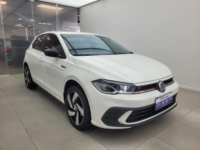 Carro Volkswagen Polo 2023 Highline (Aut) (Flex)