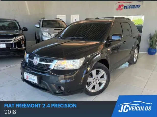Carro Fiat Freemont 2012 2.4 16V Precision (Aut)