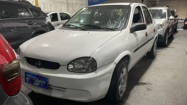 Carro Chevrolet Classic 2007 Corsa Sedan  Spirit 1.0 (Flex)