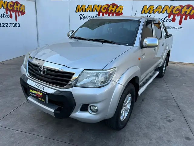Carro Toyota Hilux Cabine Dupla 2014 Hilux 2.7 SR CD 4x2 (Flex) (Aut)
