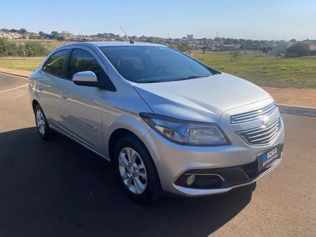 Carro Chevrolet Prisma 2015 1.4 LT SPE/4