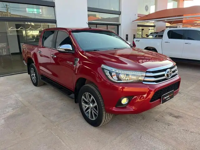 Carro Toyota Hilux Cabine Dupla 2017 Hilux 2.8 TDI SRX CD 4x4 (Aut)
