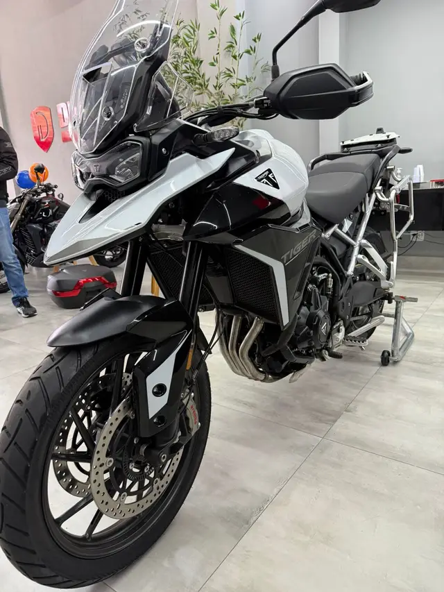 Moto Triumph Tiger 900 2025 GT