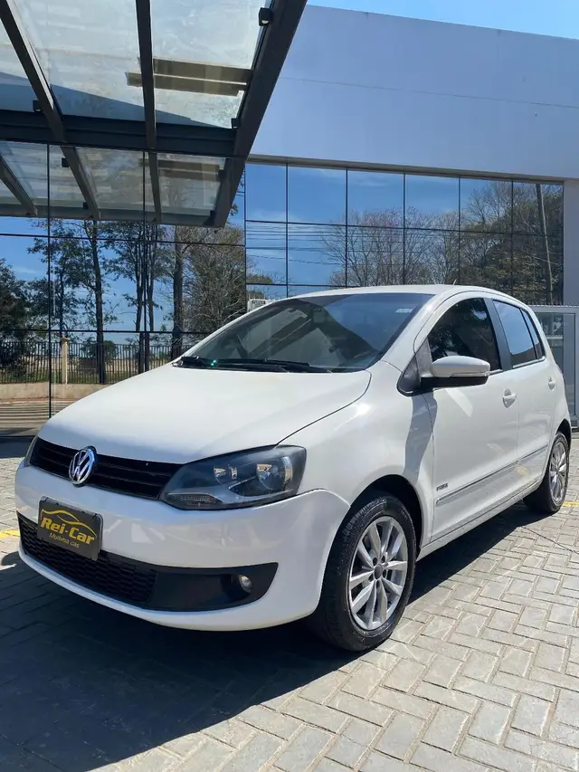 Carro Volkswagen Fox 2013 1.6 VHT Prime I-Motion (Flex)