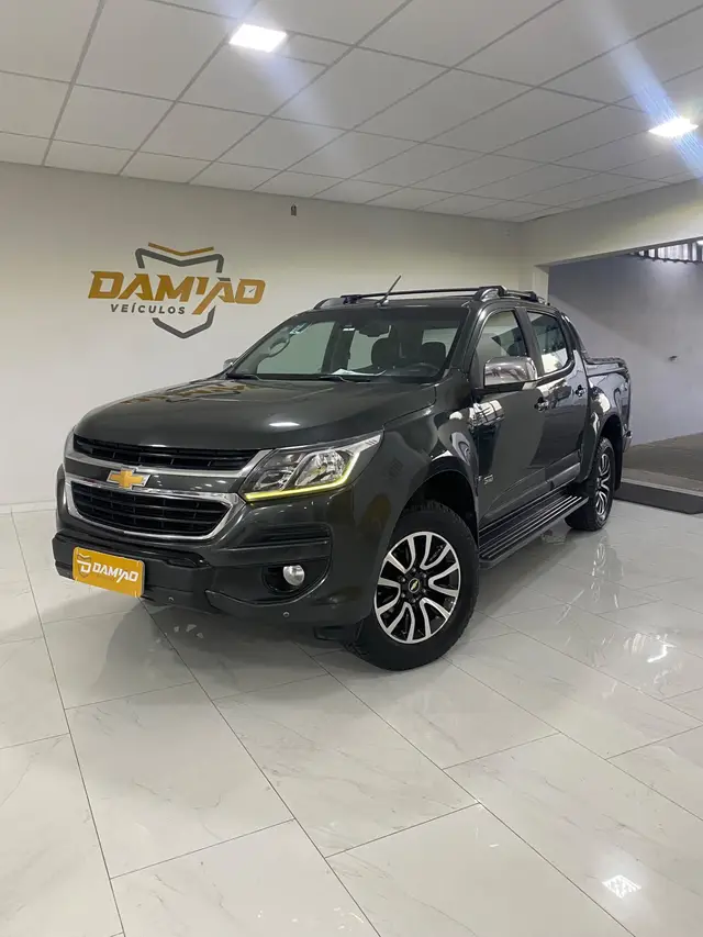 Carro Chevrolet S10 Cabine Dupla 2018 S10 2.8 CTDI High Country 4WD (Cabine Dupla) (Aut)