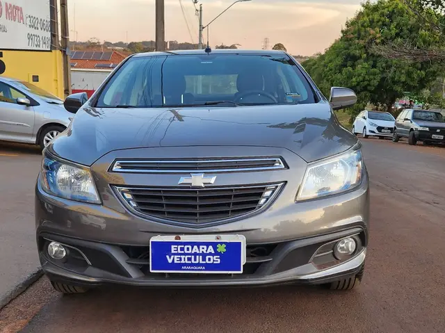 Carro Chevrolet Prisma 2015 1.4 LTZ SPE/4 (Aut)