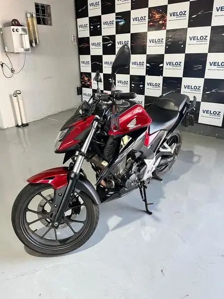 Moto Honda CB 300F Twister 2025 (CBS)