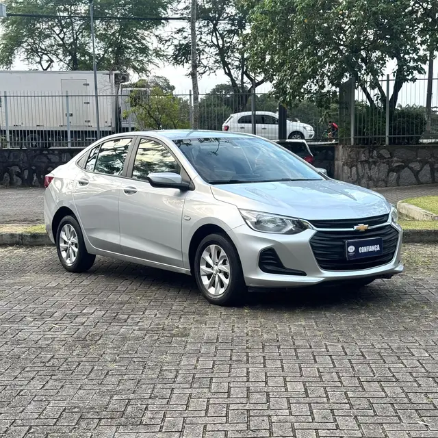 Carro Chevrolet Onix Plus 2023 LT 1.0 Turbo (Aut.)