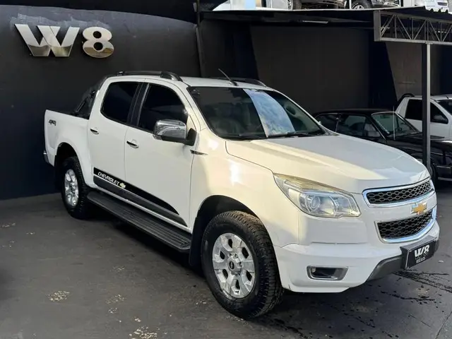 Carro Chevrolet S10 Cabine Dupla 2014 S10 2.8 CTDI LTZ 4WD (Cabine Dupla) (Aut)