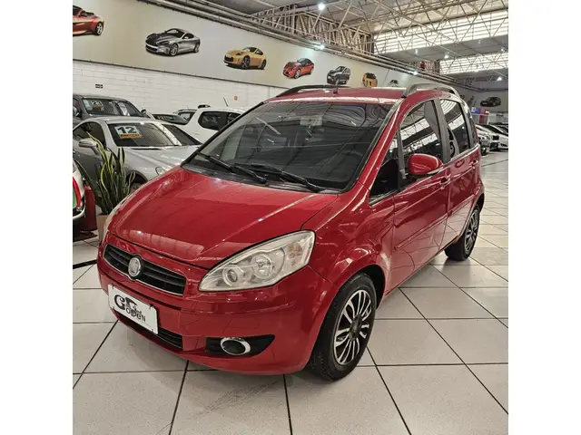 Carro Fiat Idea 2012 Attractive 1.4 8V (Flex)