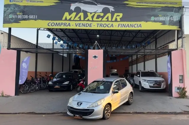 Carro Peugeot 207 2009 Hatch XR 1.4 8V (flex) 2p