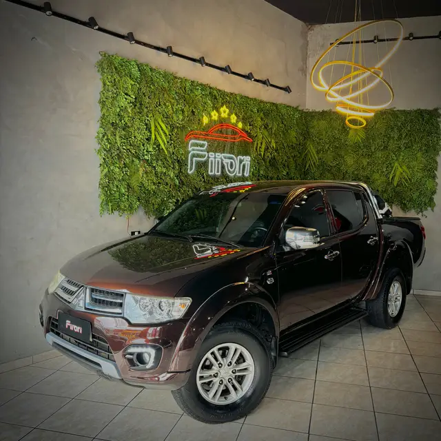 Carro Mitsubishi L200 Triton Sport 2017 3.2 DID-H HPE 4WD (Aut)