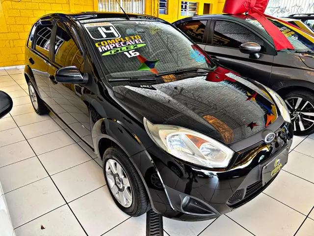 Carro Ford Fiesta Hatch 2014 SE Rocam 1.6 (Flex)
