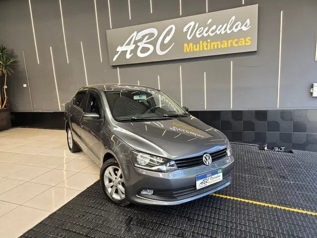 Carro Volkswagen Voyage 2014 1.6 VHT (Flex)
