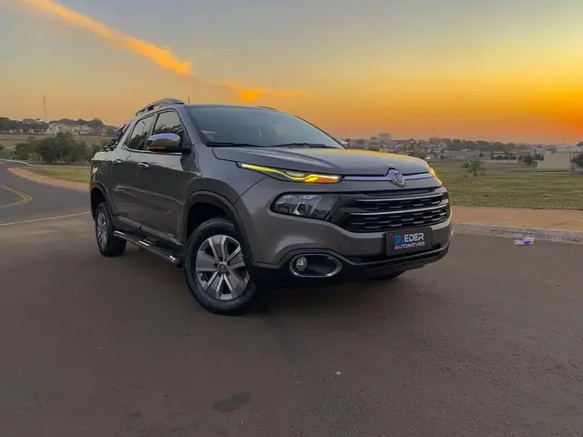 Carro Fiat Toro 2018 Freedom 1.8 AT6 4x2 (Flex)