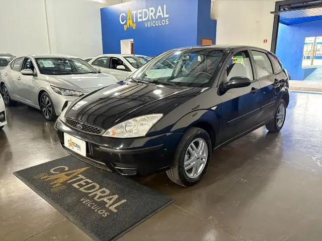 Carro Ford Focus Hatch 2009 GL 1.6 8V (Flex)