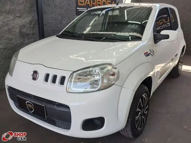Carro Fiat Uno 2015 Vivace 1.0 8V (Flex) 2p