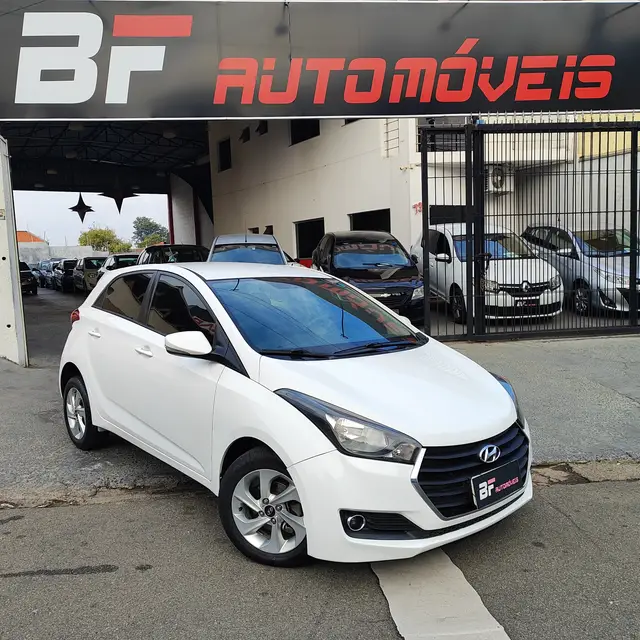 Carro Hyundai HB20 2017 1.0 Comfort Style Turbo (Flex)