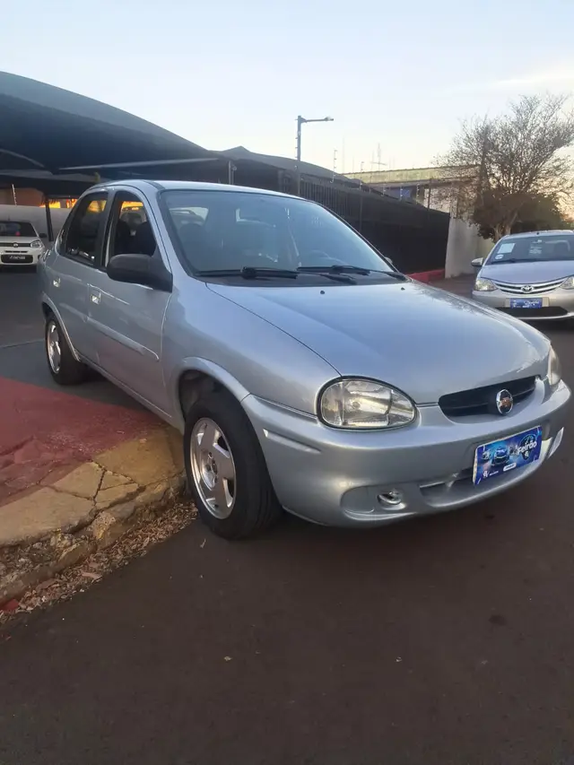 Carro Chevrolet Classic 2008 Corsa Sedan  Life 1.0 VHC (Flex)