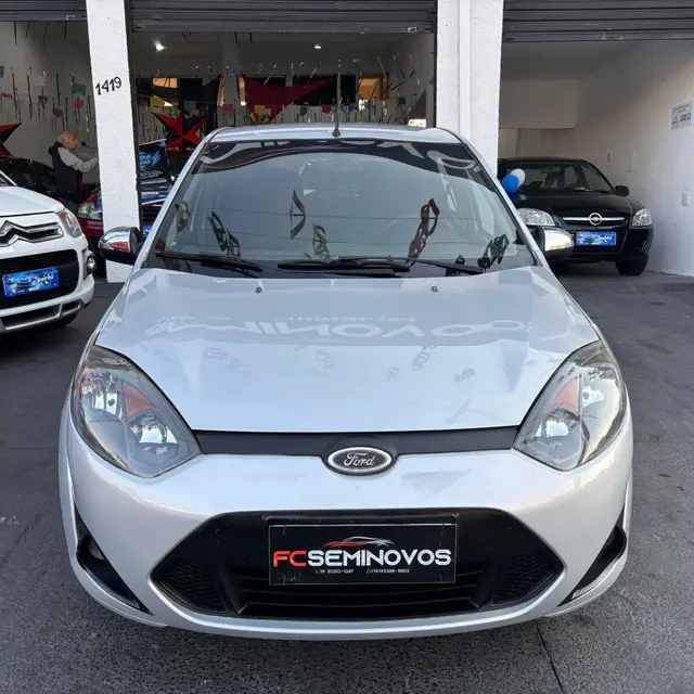 Carro Ford Fiesta Hatch 2012 1.6 (Flex)