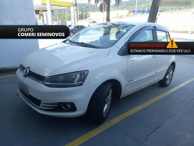 Carro Volkswagen Fox 2016 1.6 16v MSI Highline (Flex)