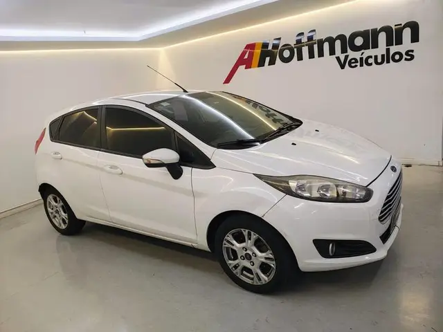 Carro Ford Fiesta Hatch 2016 1.6 (Flex)