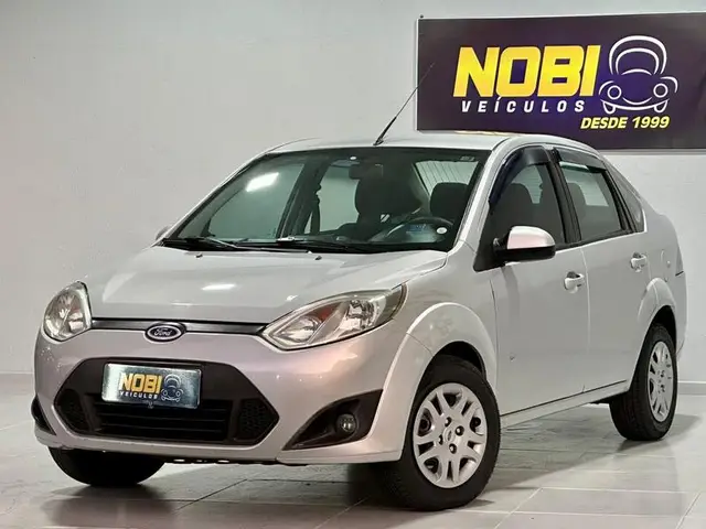 Carro Ford Fiesta Sedan 2014 SE 1.6 Rocam (Flex)