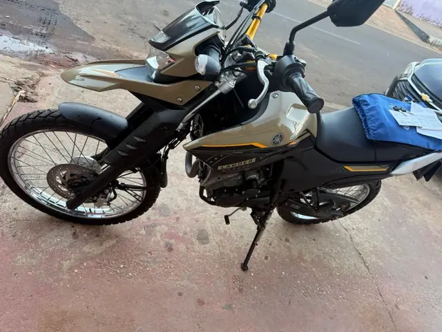 Moto Yamaha XTZ 250 Lander 2023 ABS