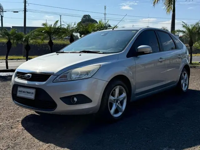 Carro Ford Focus Hatch 2012 GLX 2.0 16V (Flex) (Aut)