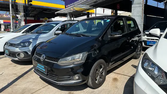 Carro Volkswagen Fox 2017 1.6 MSI Run (Flex)