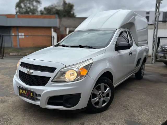 Carro Chevrolet Montana 2017 LS 1.4 (Flex)