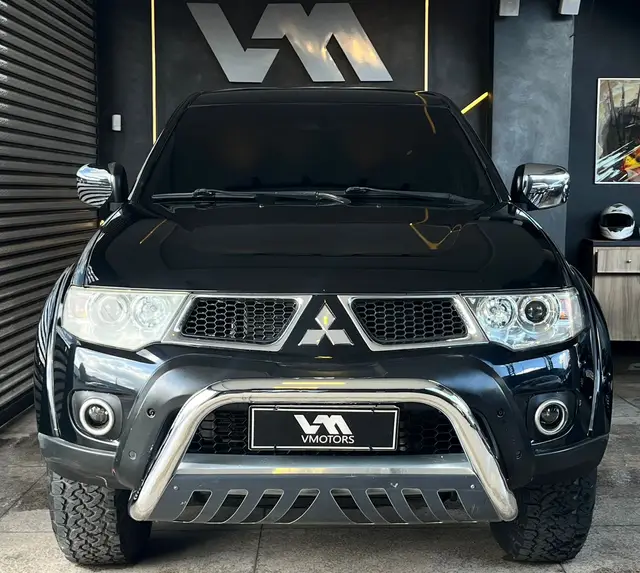 Carro Mitsubishi L200 Triton Sport 2013 3.2 DI-D 4x4 (Aut)