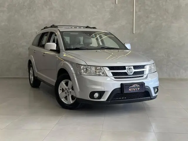 Carro Fiat Freemont 2012 2.4 16V Precision (Aut)