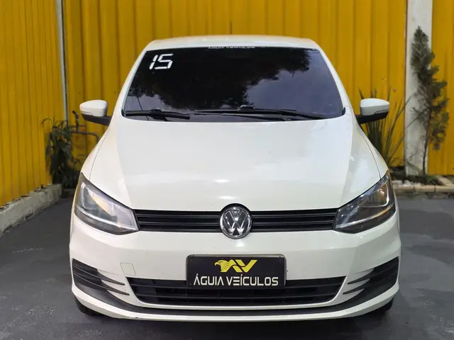 Carro Volkswagen Fox 2015 Trendline 1.0 TEC (Flex)