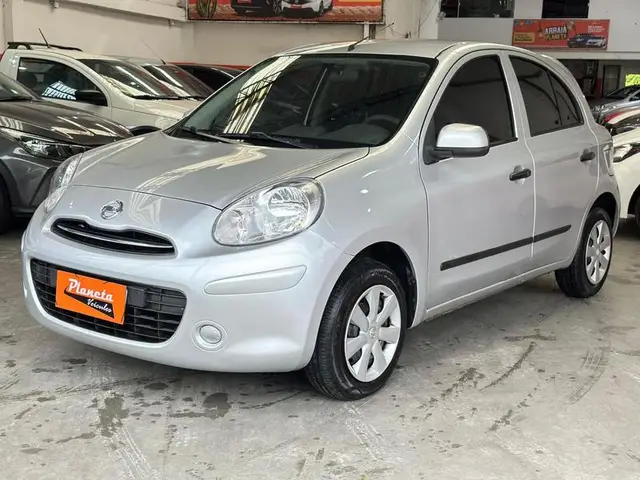 Carro Nissan March 2013 1.6 16V S (Flex)