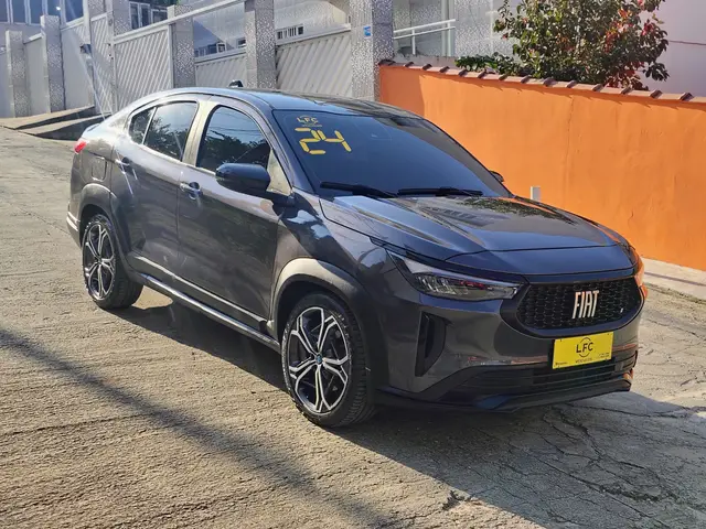 Carro Fiat Fastback 2024 Limited Edition Powered by Abarth